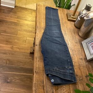 Denizen modern skinny jeans